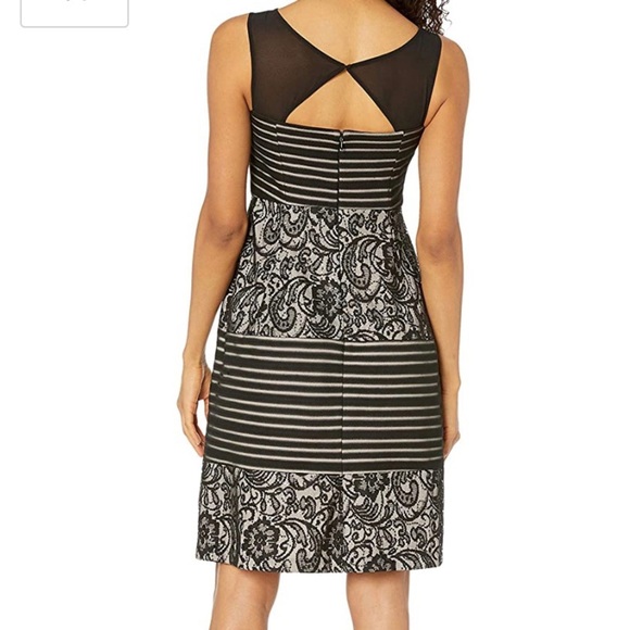 Party dress - Picture 2 of 8